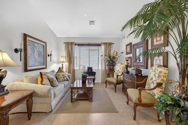 2206 Newport Isles Boulevard, Port St. Lucie, FL 34953