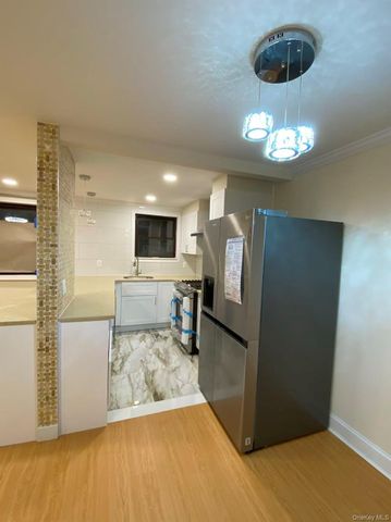 67-97 136th Street A, Flushing, NY 11367