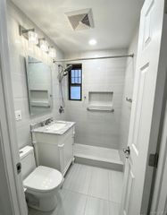 67-97 136th Street A, Flushing, NY 11367