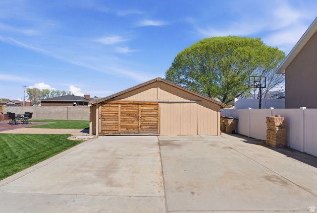 12615 S 600 E, Draper, UT 84020