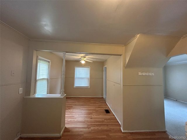 6160 McGuire Street, Taylor, MI 48180