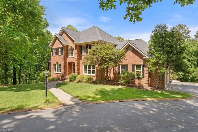 7706 Holly Field Road, Clemmons, NC 27012