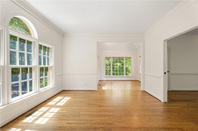 7706 Holly Field Road, Clemmons, NC 27012