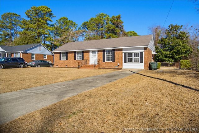 5156 Hewitt Drive, Fayetteville, NC 28311