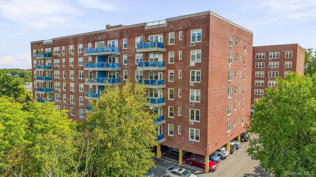 14 Westview Avenue 201, Tuckahoe, NY 10707 — photo 2