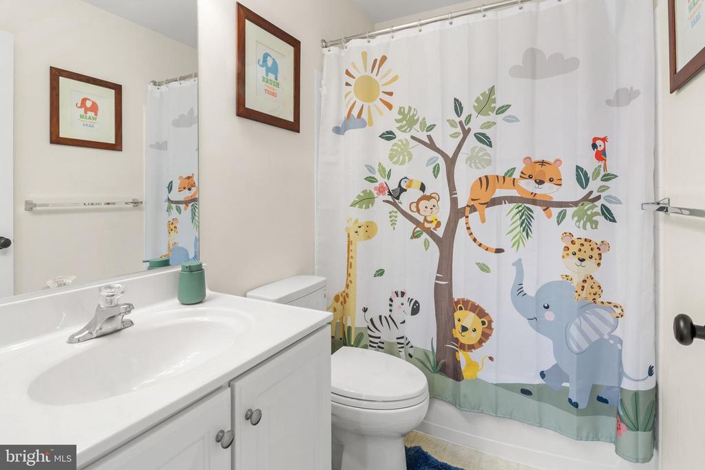 Image 46 of property listing at 1056 PIPISTRELLE CT, Odenton, MD 21113