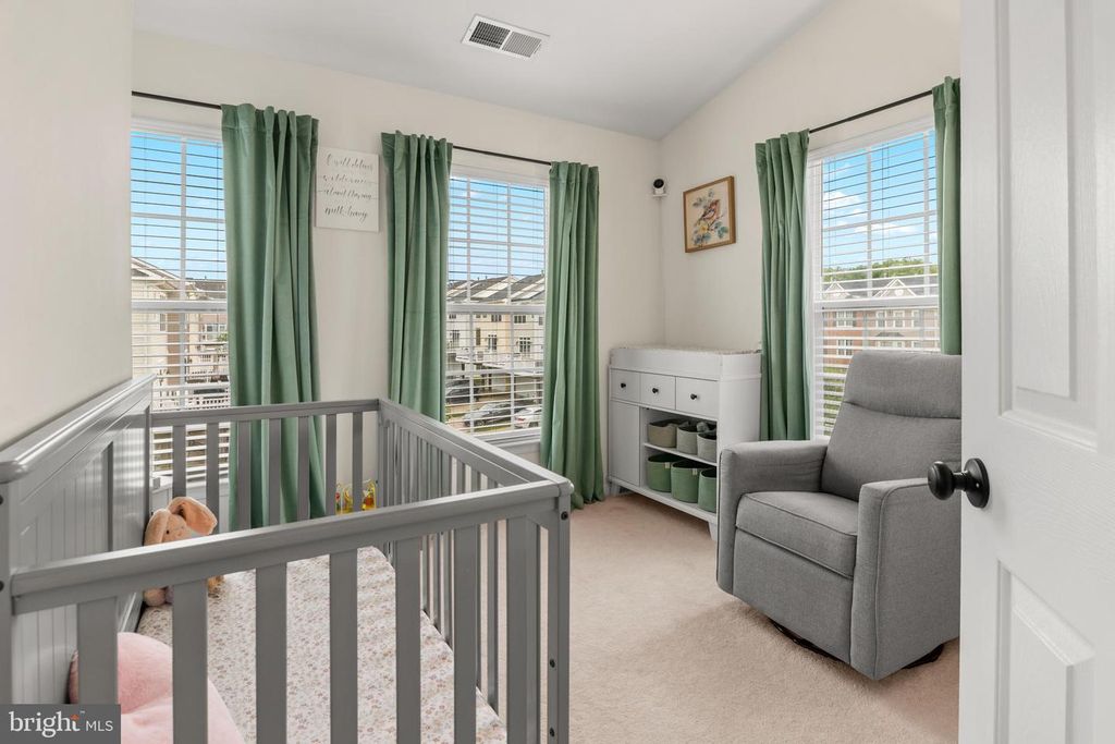 Image 47 of property listing at 1056 PIPISTRELLE CT, Odenton, MD 21113