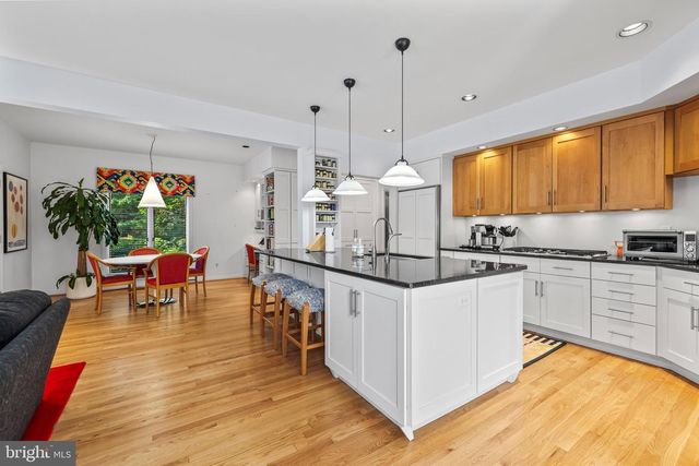 1917 OLD COURT RD, Baltimore, MD 21204
