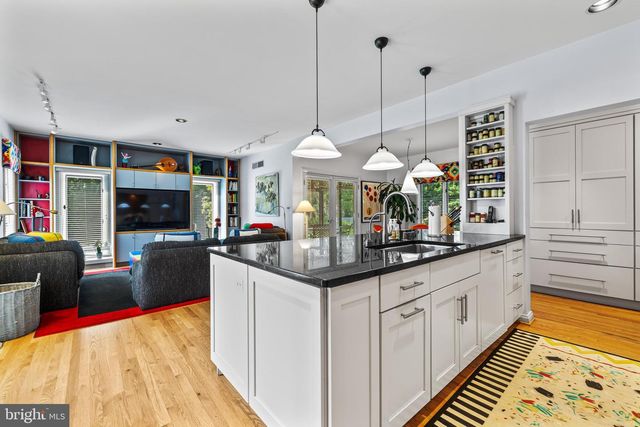 1917 OLD COURT RD, Baltimore, MD 21204