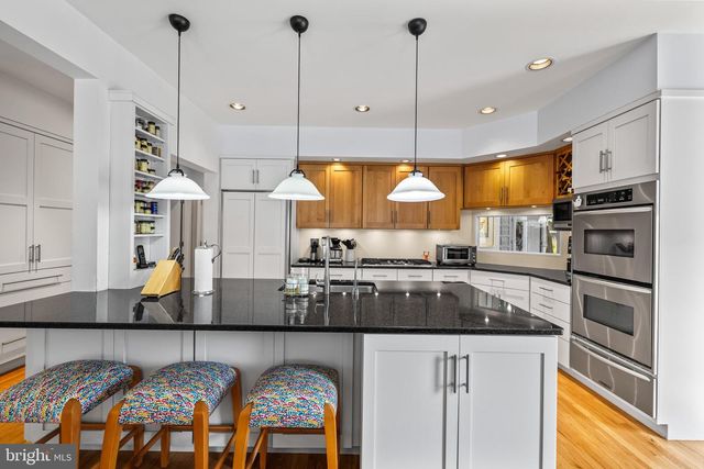 1917 OLD COURT RD, Baltimore, MD 21204