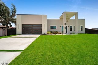 818 NE 10th ST, Cape Coral, FL 33909