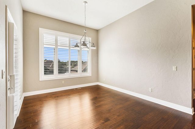 1362 E Siler Parkway, Springfield, MO 65804