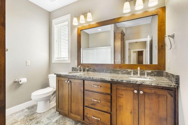 1362 E Siler Parkway, Springfield, MO 65804