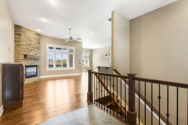 1362 E Siler Parkway, Springfield, MO 65804