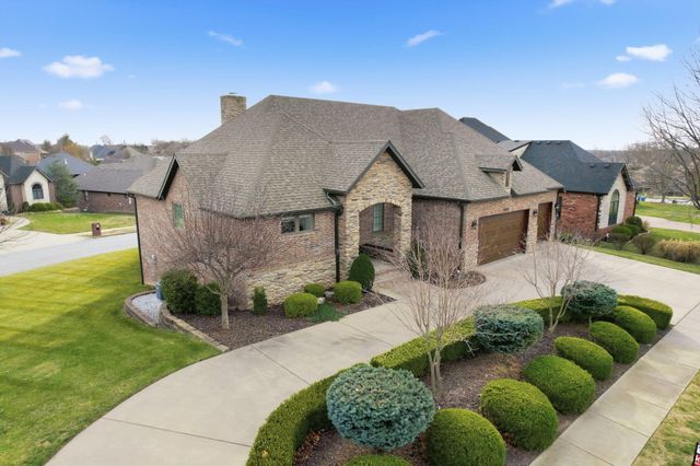 1362 E Siler Parkway, Springfield, MO 65804