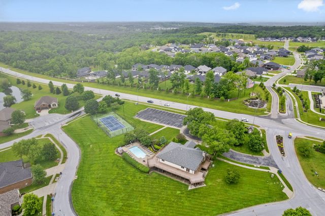 1362 E Siler Parkway, Springfield, MO 65804