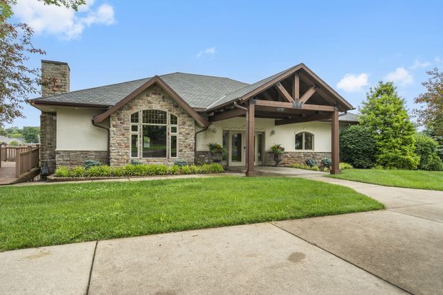 1362 E Siler Parkway, Springfield, MO 65804