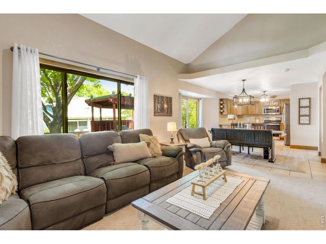 2521 5th St SW, Loveland, CO 80537