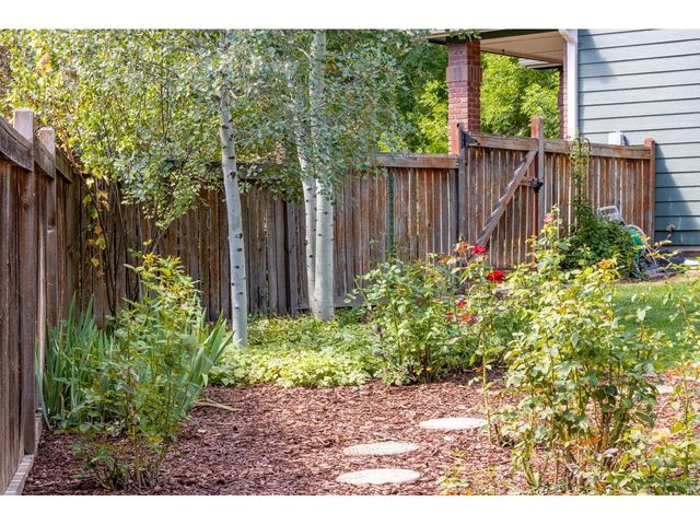 2521 5th St SW, Loveland, CO 80537