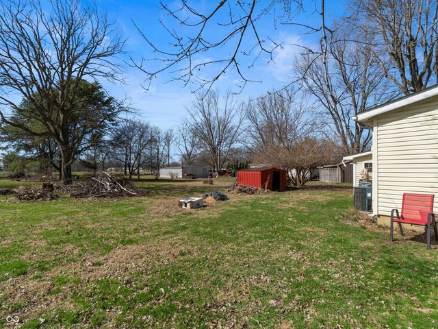 928 S Broadway Street, Pendleton, IN 46064