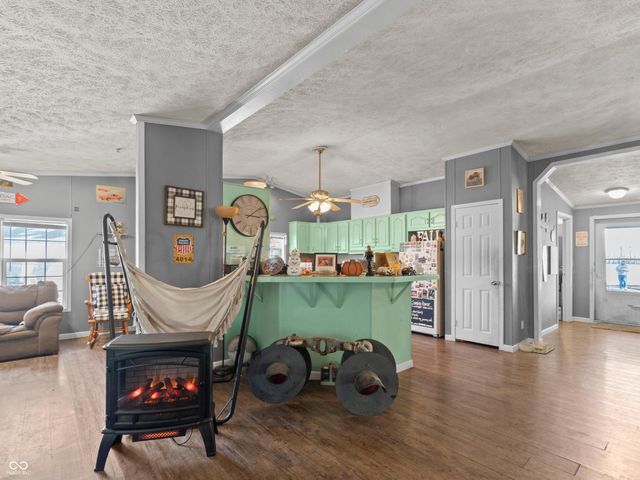 928 S Broadway Street, Pendleton, IN 46064