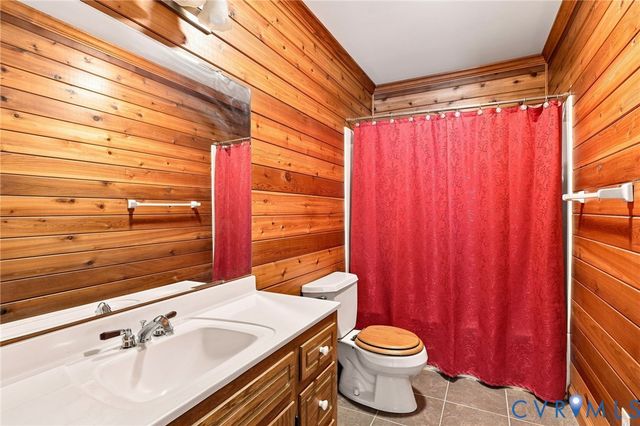 1106 Stewart Ave, Hopewell, VA 23860