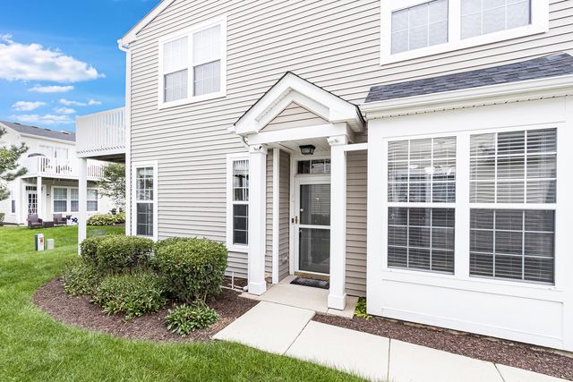 5110 Edgewater Court 5110, Plainfield, IL 60586