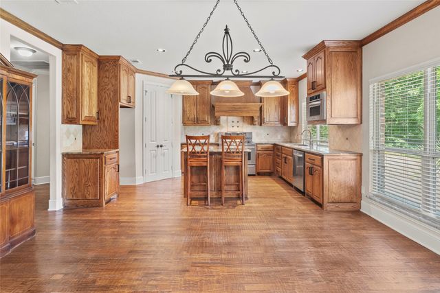 239 County Road 4105, Bonham, TX 75418