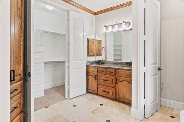 239 County Road 4105, Bonham, TX 75418