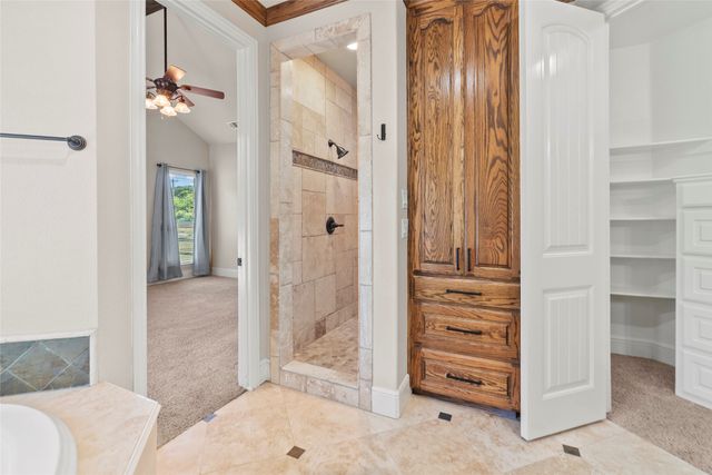 239 County Road 4105, Bonham, TX 75418