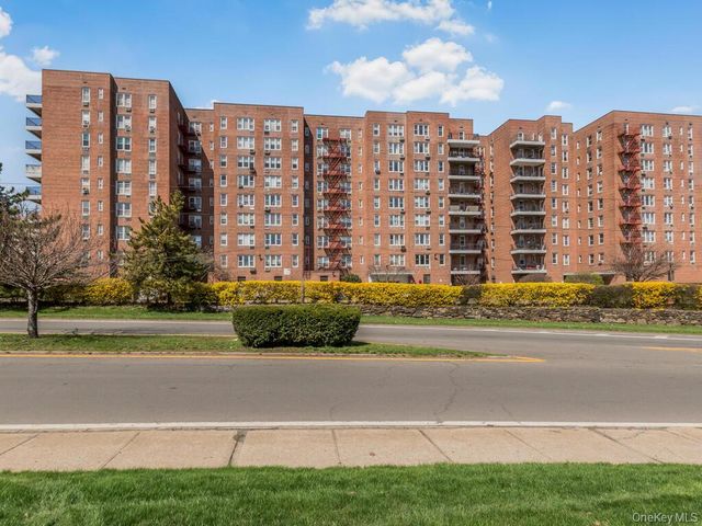 245 Rumsey Road 5G, Yonkers, NY 10701