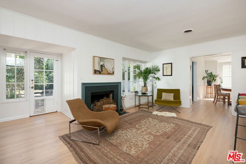 5426 Radford Avenue, Valley Village, CA 91607 — photo 4