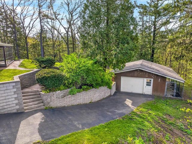 6401 Purcell Road, Belleville, WI 53508