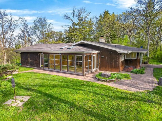 6401 Purcell Road, Belleville, WI 53508
