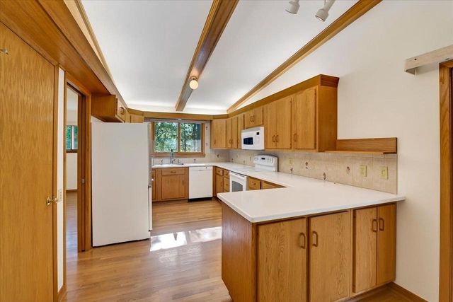 6401 Purcell Road, Belleville, WI 53508