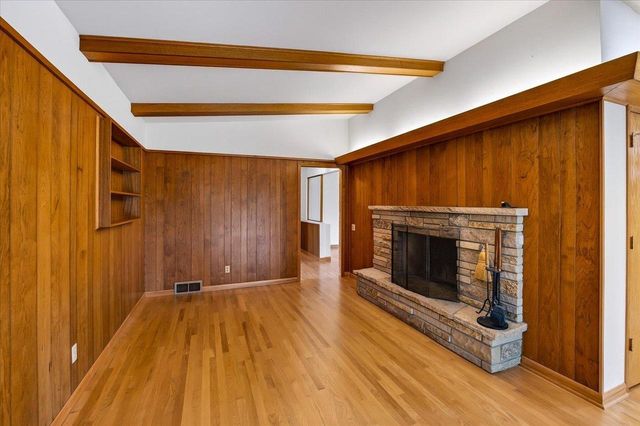 6401 Purcell Road, Belleville, WI 53508