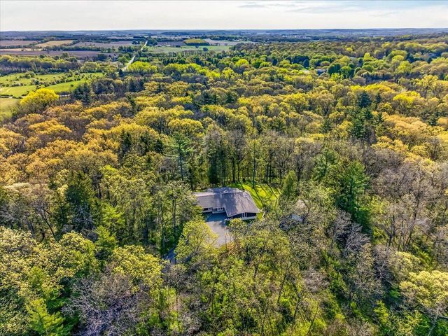 6401 Purcell Road, Belleville, WI 53508