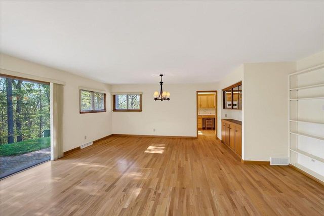 6401 Purcell Road, Belleville, WI 53508