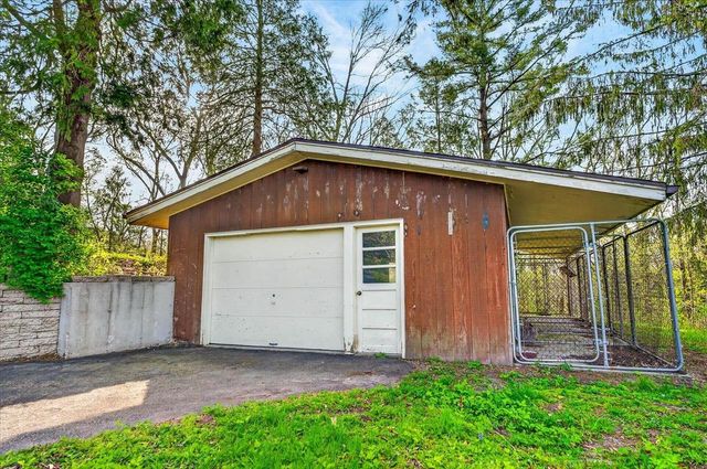 6401 Purcell Road, Belleville, WI 53508