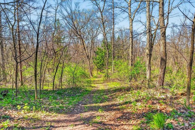 6401 Purcell Road, Belleville, WI 53508