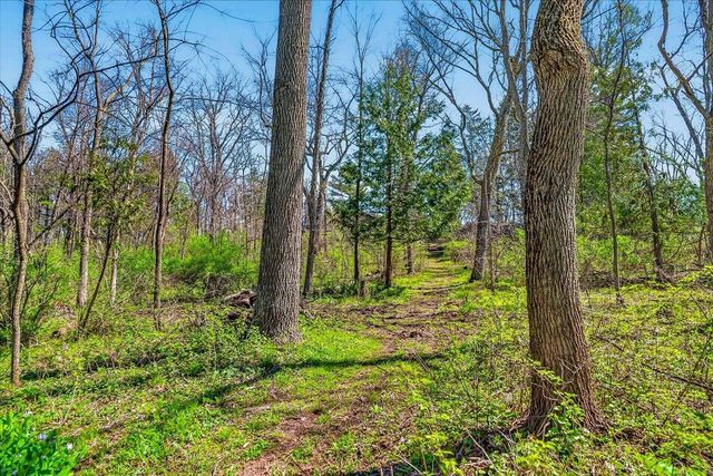 6401 Purcell Road, Belleville, WI 53508