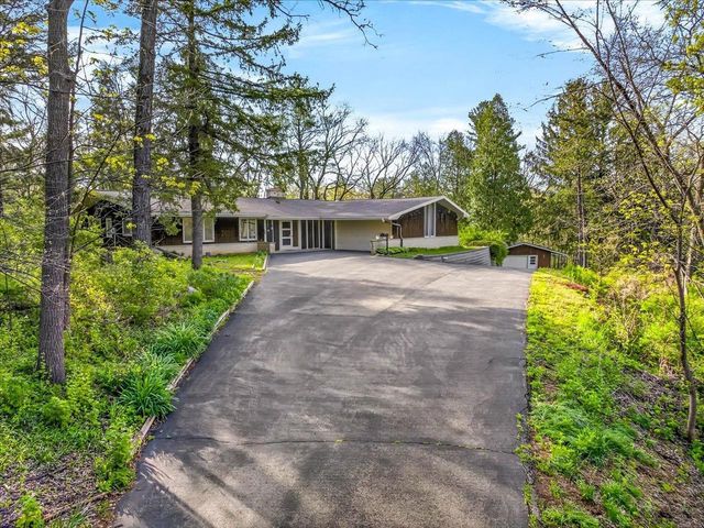 6401 Purcell Road, Belleville, WI 53508