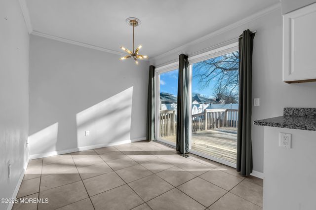 817 Beachwood Boulevard, Beachwood, NJ 08722