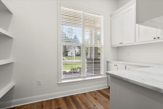 2 S Founders Way, Hattiesburg, MS 39401