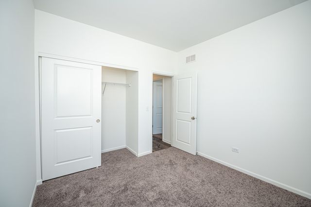 4283 Chelsea Manor Circle 4283, Aurora, IL 60504