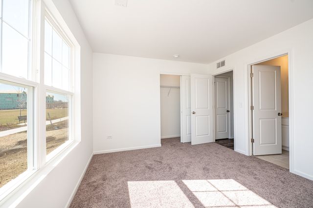 4283 Chelsea Manor Circle 4283, Aurora, IL 60504