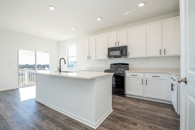 4283 Chelsea Manor Circle 4283, Aurora, IL 60504