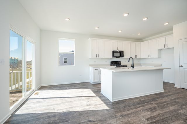 4283 Chelsea Manor Circle 4283, Aurora, IL 60504