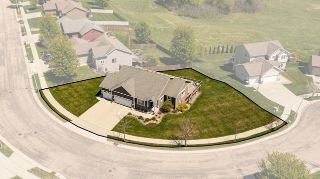 4624 Arctic Fox Road NW, Rochester, MN 55901