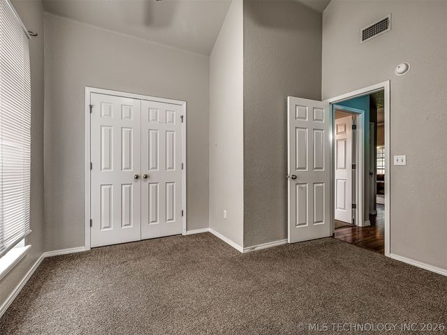 11226 S 274th East Avenue, Coweta, OK 74429